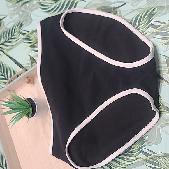 Le Cove 8% spandex black and white swim bottom - Picture 2 of 6